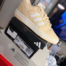 Adidas Forum Low sneakers in cream & tan #forum #basketball size 6 1/2 picture