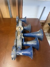 Vintage Air Chime Train Horns picture