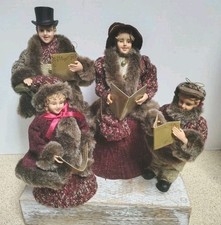 Carolers figurines 4 Christmas real clothing  resin. The tallest 20” & 16” Rare picture