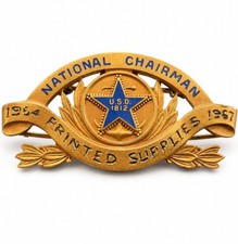 RARE 1954-1957 USD 1812 NATIONAL CHAIRMAN PRINTED SUPPLIES 14K GOLD FILL PIN USA picture