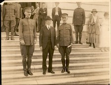 GA244 1918 Original Photo WAR DEPARTMENT OFFICIALS @ SECOND DRAFT LOTTERY WWI picture