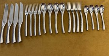 Sasaki JAMES  Stainless SERVICE FOR FOUR Vicente Wolf Design picture
