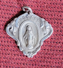 Vintage Sterling Silver Miraculous Medal Pendant Charm Blessed Virgin Mary BVM picture