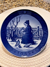 Royal Copenhagen Christmas Collector Plate - 1955 - Fanno Girl picture
