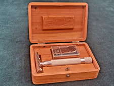 Gillette Big Fellow Old Type Silver Plated Razor Set Wood Case Vintage  CLEAN picture