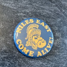 Vintage Niles East High School Skokie, IL Trojans Come Alive Pinback Button #K picture