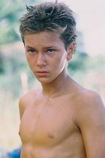 River Phoenix As Charlie Fox In The Mosquito Coast 11x17 Mini Poster picture