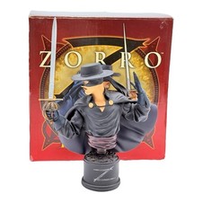 ZORRO Mini Bust Statue Numbered Statue 656 of 2500 / Brand new picture