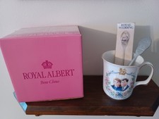 Royal Albert bone china cup of Prince Andrew and Ferg wedding with spoon picture