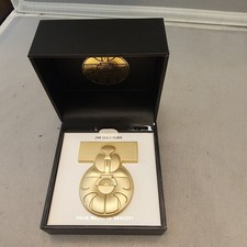 Disney Star Wars Yavin Medal of Bravery Complete w/ Box  46 of 1500 Chicago 2019 picture