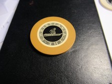 1937 THE CHRISTIANIA CASINO, SUN VALLEY IDAHO MUSTARD CREST & SEAL ROULETTE CHIP picture