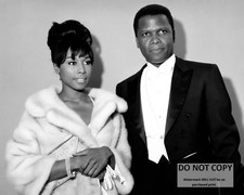 DIAHANN CARROLL & SIDNEY POITIER AT ACADEMY AWARDS 8x10 Photo Wall Decor picture