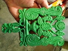 Vintage 9-2 VM Grape Design Cast Iron Footed Kitchen Trivet Painted Spring Green picture