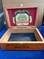 ARTURO FUENTE HEMINGWAY SHORT STORY WOODEN CIGAR BOX (Empty)-VERY NICE -SEE PICS picture