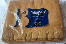 VINTAGE LINWOOD 100% VIRGIN ACRYLIC BLANKET YELLOW NEW picture