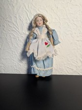 🇳🇱 Vintage Dutch Girl Porcelain /  Blue Floral Dress 🌷 picture