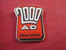 2000 AD Featuring Judge Dredd 1994 Plastic Promo Pin Button Pinback picture