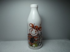 Vintage Egizia White Glass Happy Cow 10