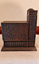 DADE FEDERAL SAVINGS BANK, MIAMI, FL SOUVENIR BUILDING PROMO BANK [BANTHRICO] picture