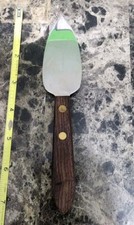 VINTAGE ADAMS USA HARD WOOD HANDLED BRASS STUDED STAINLESS STEEL CHEESE SERVER🧀 picture