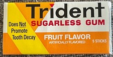 Vintage 1970’s TRIDENT FRUIT FLAVOR  SUGARLESS GUM  Sealed  New Old Stock picture