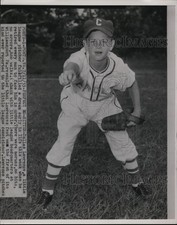 1953 Press Photo Little League pitcher Dallas Lawrence throws perfect game picture