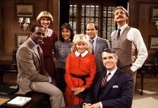 Benson Cast Robert Guillaume James Noble Inga Swenson 8x10  Photo picture