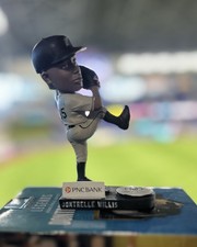 Miami Marlins - Dontrelle Willis Hall Of Fame Bobblehead - SGA 09/13/26 picture