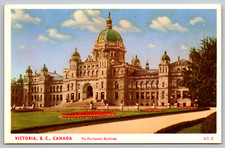 c1940s Victoria BC Canada Parliament Buildings Postcard picture