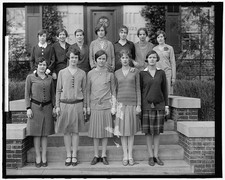 Photo:Holton Arms School Girls Group Portrait 1920s Steps Front Entrance picture