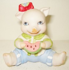 VINTAGE PORCELAIN PIG FIGURINE NICE CUTE DESIGN NR picture
