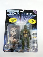 Vintage 1997 Playmates Star Trek GORN CAPTAIN Action Figure New on Card picture