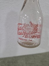 Rare Farmers Fairfield Dairy Co. Reading PA Bill Beaver Quart Milk Bottle picture