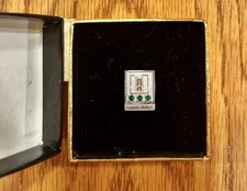 Vintage 1961 GM Oldsmobile 20 Year Service Pin Tie Tack 1/10 10K GF Emeralds Box picture