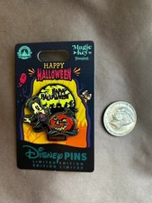 Disney Disneyland 2023 Halloween Pin Scared Mickey Mouse Limited Edition picture