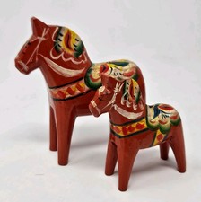 Two VTG Swedish Handpainted Red Orange Dala Horse Figuines, 4