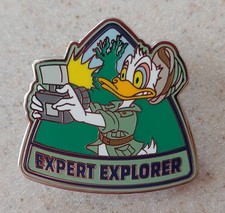 Disney Pin Donald Duck Expert Explorer Animal Kingdom Safari Squad taking selfie picture