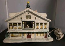 Hawthorne Village Norman Rockwell Studio Lighted Village House Santa 2001 Resin picture