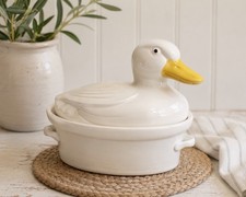 VTG Hall Carbone Goose Duck On Nest Small Covered Casserole Dish White Cottage picture