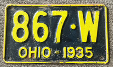 RARE 1935 OHIO LICENSE PLATE ALL ORIGINAL PAINT CHEVY FORD DODGE ETC TOUGH SHORT picture