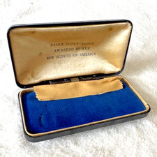Vintage Boy Scouts BSA late 1930-40’s Eagle Scout Badge Presentation Case Only picture