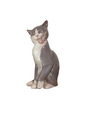 Royal Copenhagen Bing Grondahl Denmark Kitty Cat Figurine 2465 5.5