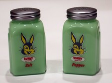Bunny Bread Jadeite Salt & Pepper Shakers with Arch Side Design picture