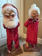 Vintage David Hamberger Christmas Mechanical Store Display Santa And Mrs Claus picture