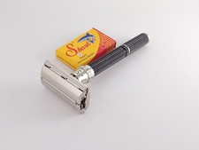 Gillette Super 109 Black Adjustable R3 1971 Cleaned Vintage Safety Razor picture