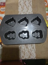 Wilton Christmas Tree Gingerbread Man 6-Cavity Mini Cake Muffin Pan Holiday picture