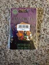 Disney Happy Halloween 2022 Huey Dewie & Lewie With Witch Limited Release Pin picture