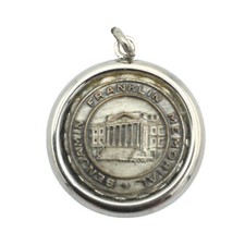 BENJAMIN FRANKLIN MEMORIAL vintage charm - Philadelphia historical silver tone picture