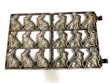 Antique Vintage Metal Bunny Rabbit Chocolate Candy Mold 9 Hinged 3.5