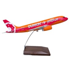 PacMin JetBlue Airways Airbus A320-200 Dunkin Donuts N643JB Desk 1/100 Jet Model picture
